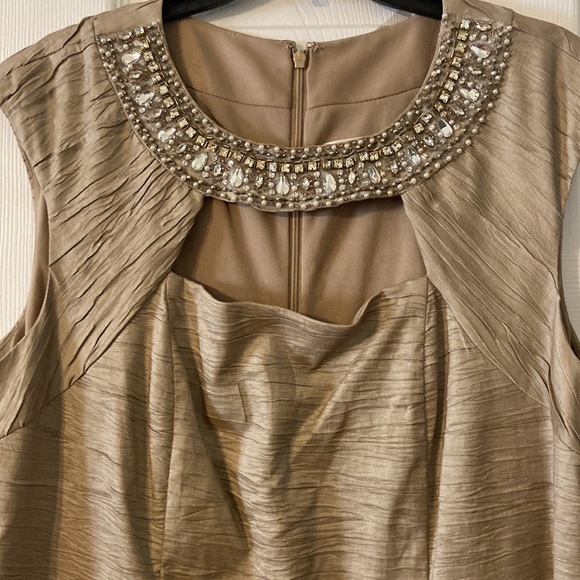 Eliza J Dress beautiful size 18W brand new with tag still attached - Picture 3 of 11